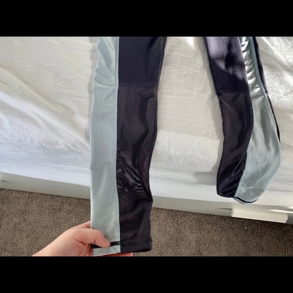 Fabletics Leggings - Picture 3 of 5